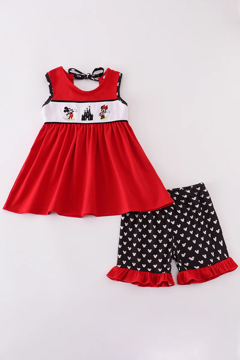 Red character embroidery shorts set